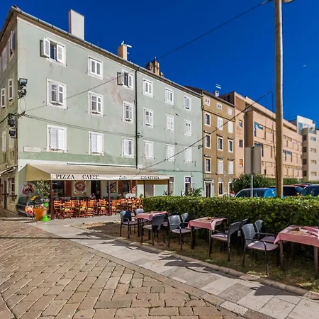 Апартаменты Antonella *